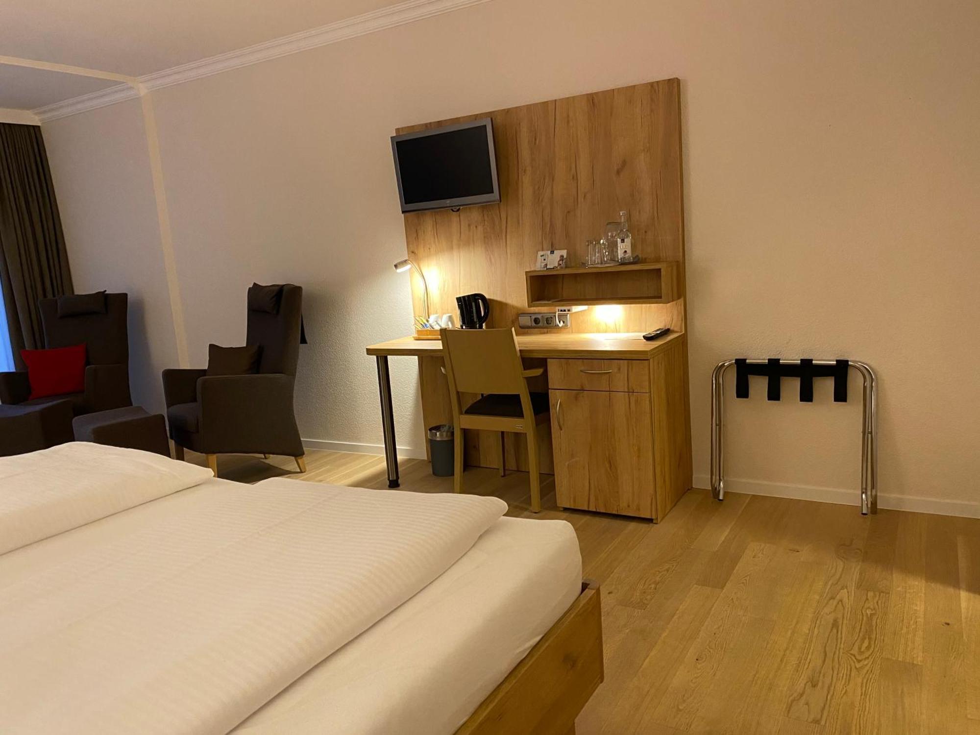 Hotel Sonnenhuegel Bad Bevensen Luaran gambar